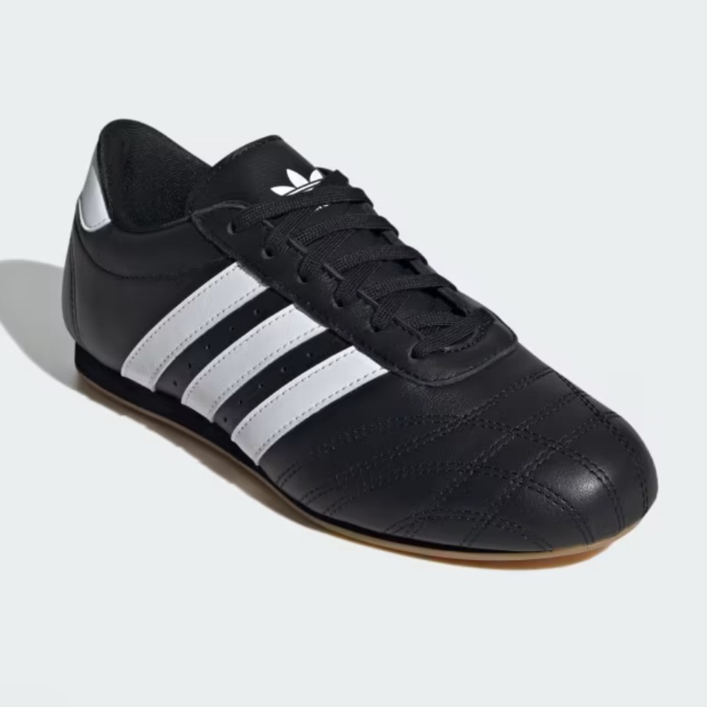 •ADIDAS• Taekwondo Lace W Shoes Sneakers >> black/white stripe/gum >> NIB